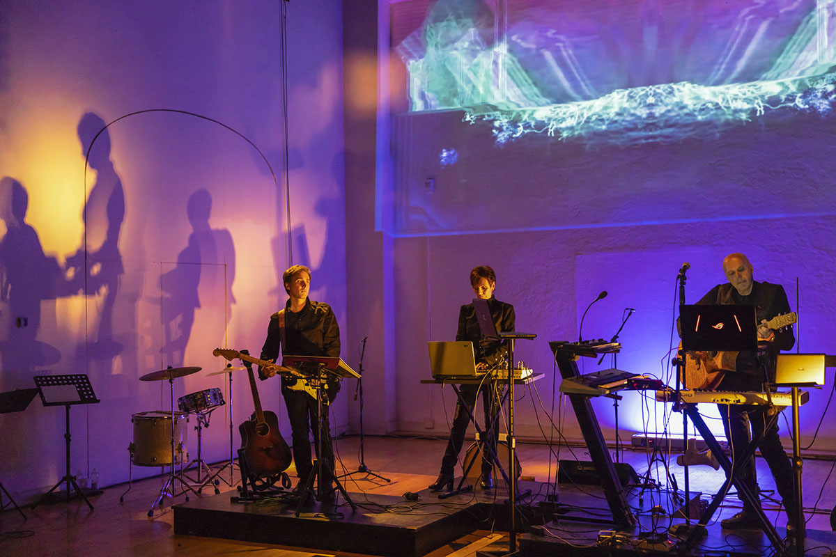 Lux Anodyca Foto Live 2023